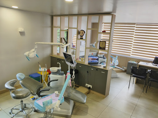 Dentcure Dental Clinic