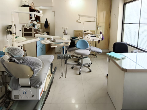 Specialist Dental Care & Implant Centre – Advanced Dental & Implant Clinic in Vikas Nagar, Kanpur