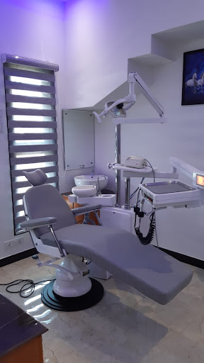 Dr Prakash's Dental Care Clinic