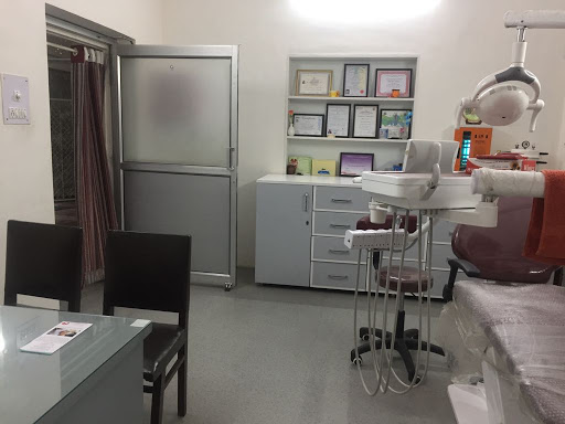 Kanchan Muskan Dental Centre - Best Dental Implant Clinic | Root Canal & Braces | Painless Dental Treatment in Lucknow
