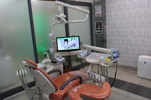 Dental Roots Ludhiana
