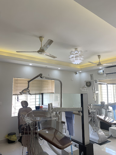 Dr. Dhiraj's Dental & Invisible Braces Clinic