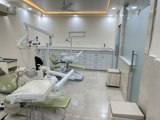 City dental clinic & implant centre||Best dentist||best dentist in meerut||best dentist at baghpat road, meerut