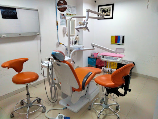 Clove Dental Clinic - Hosp. Fortis - Bannerghatta, Bangalore