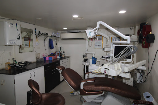 Dr. Raktade Dental Implant Center