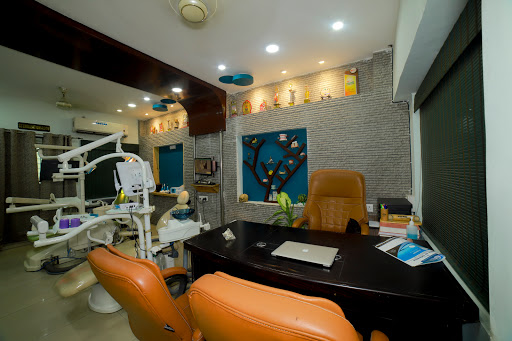 Ashish Dental Hospital